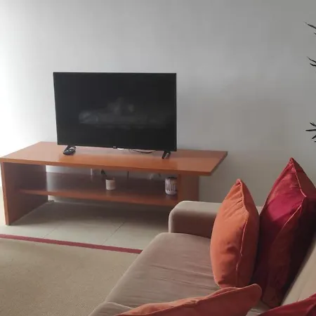 Marina View With Pool * 포티마오