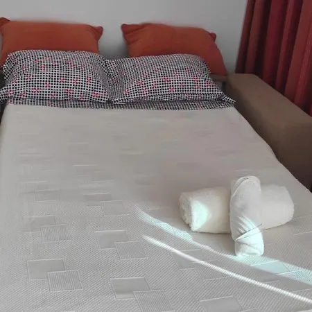 아파트 Marina View With Pool